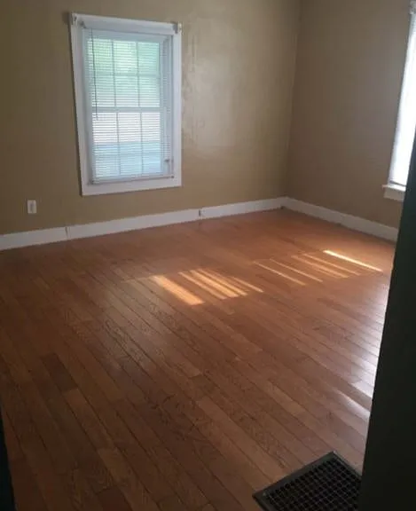 1211 W Lovell St — Photo 3