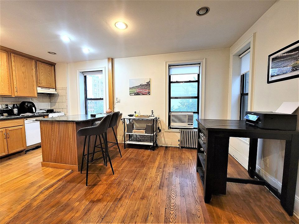 1st image of 540 2nd Ave #3E