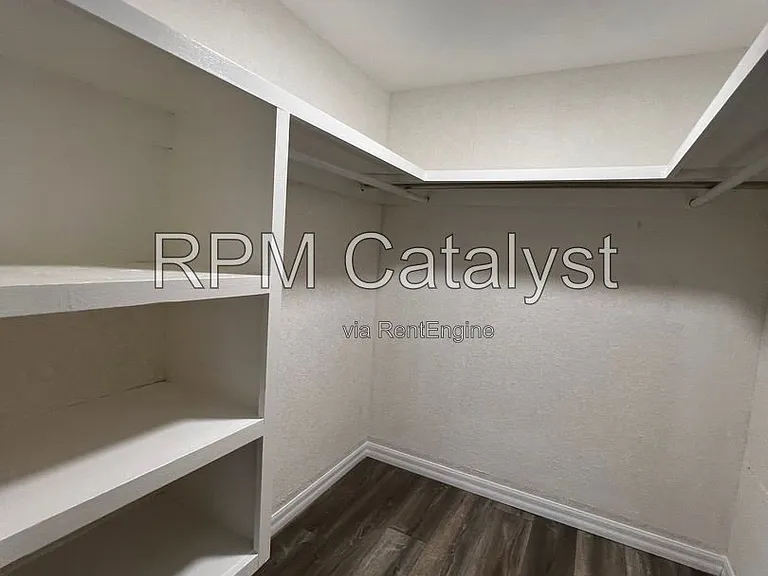 8950 Park Blvd #310 — Photo 20