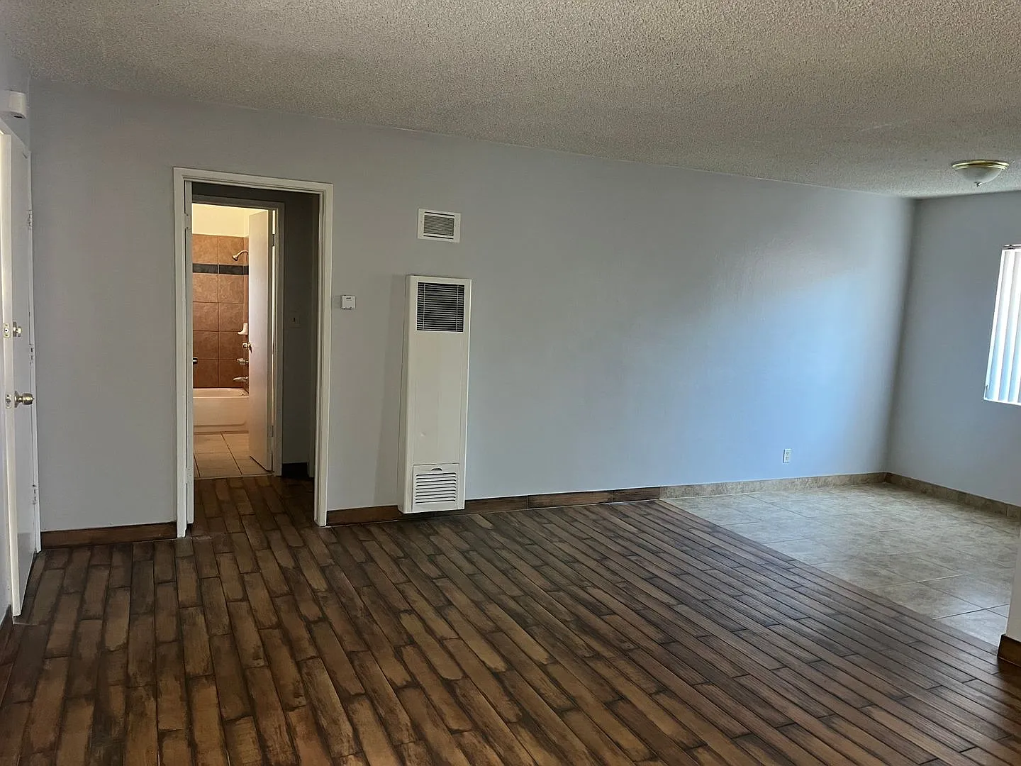 1260 W. Stoneridge Ct. — Photo 4