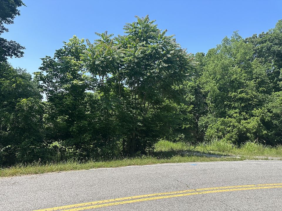 2nd image of 1550 Griffin Cir Lot 1