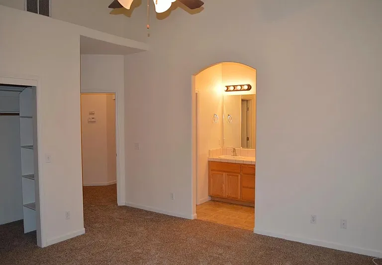 2860 Blue Oak Ct — Photo 17