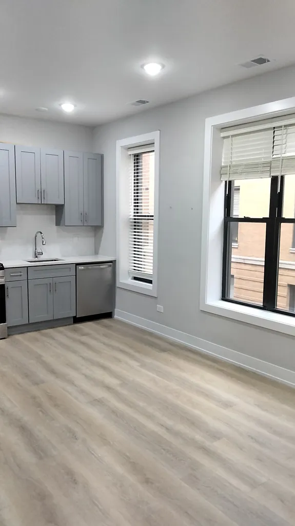 1 bed, 600 sqft, $2,930 — Photo 4