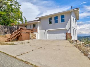 1598 Country Club Dr, Placerville, CA 95667