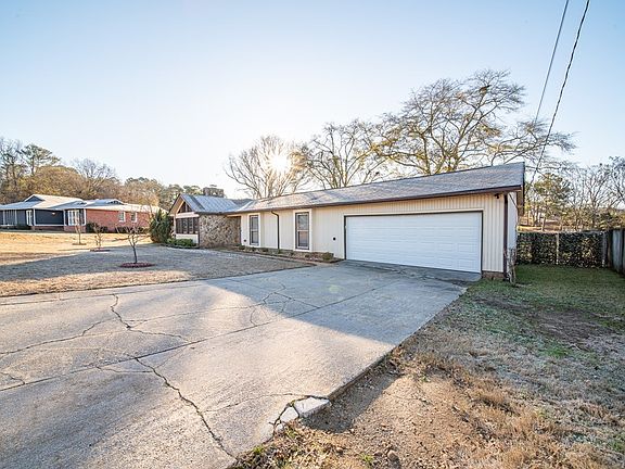 2nd image of 3600 Brookwood Ct
