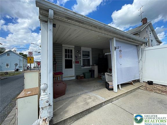 5th image of 219 Mulberry St