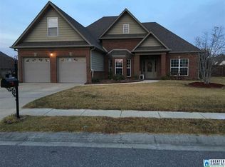 508 Waterford Cove Cir, Calera, AL 35040