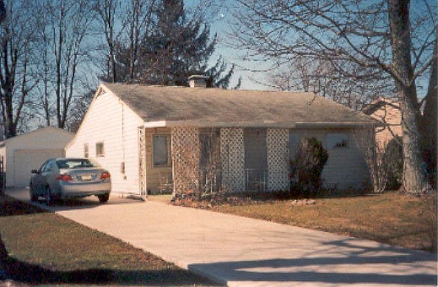 1st image of 381 Madison Ave