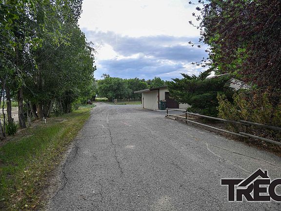 5th image of 1040 Road 1