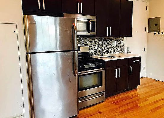 2nd image of 355 Stockton St #3R
