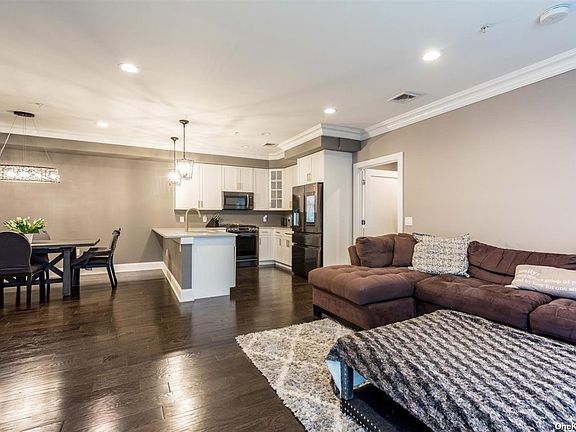 2nd image of 211A Marina Pointe Dr #211A
