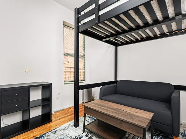 248 West 64th Street image 3 of 13