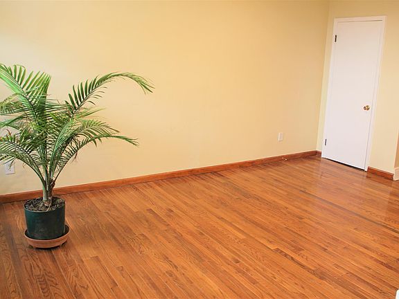 5th image of 4526 Arco Ave