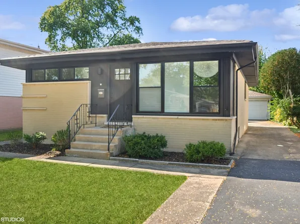 1112 S Chestnut Ave, Arlington Heights, IL 60005