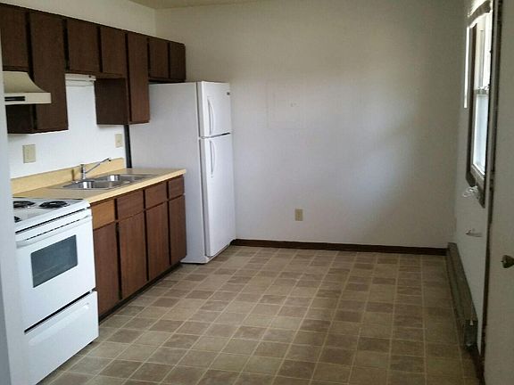 5th image of 1408 15th St SE APT 13