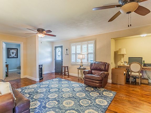 3rd image of 1304 Elmwood Ave