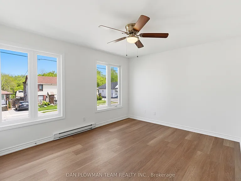 176 Nassau St #1 — Photo 7