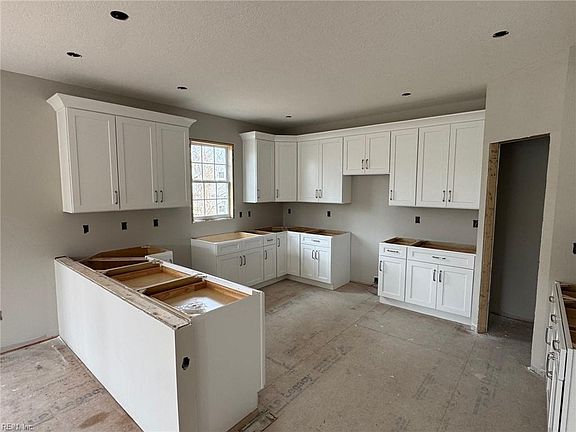 5th image of 3901 Seaford Rd