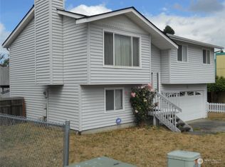 1107 Norpoint Way NE, Tacoma, WA 98422