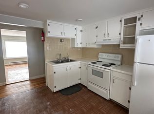 211 Kent Rd APT D, New Milford, CT 06776