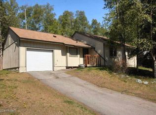 18245 N Parkview Terrace Loop, Eagle River, AK 99577