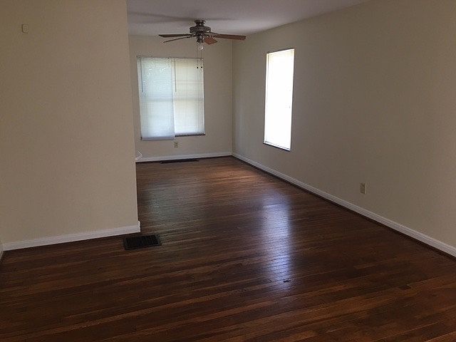2nd image of 616 Northridge Rd