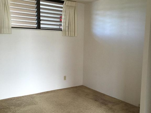 'Den" open space almost size of bedroom for study, dining, s