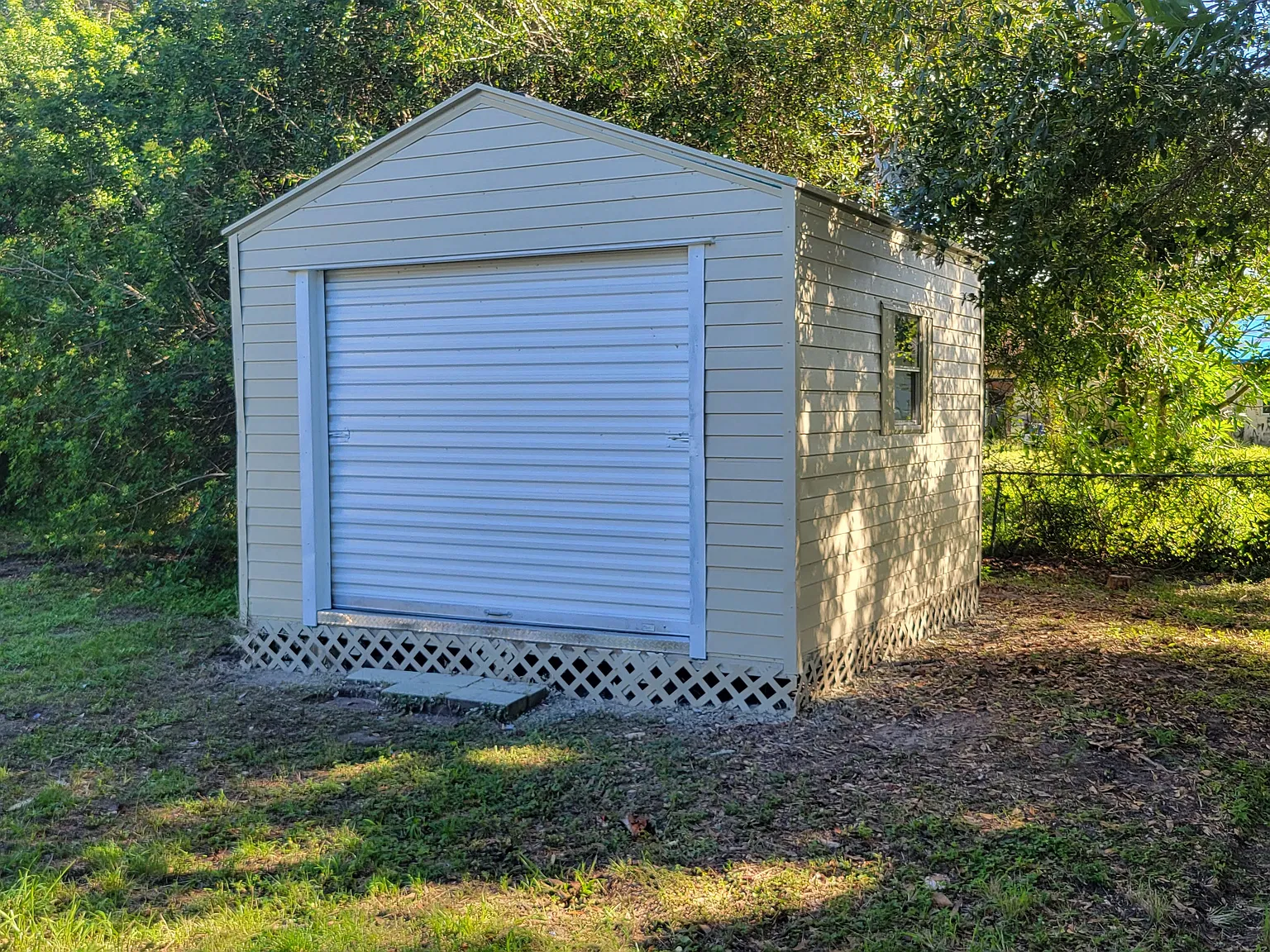 2 bed, 1026 sqft, $1,600 — Photo 4