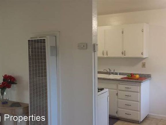 5th image of 3226 Northgate Blvd #7