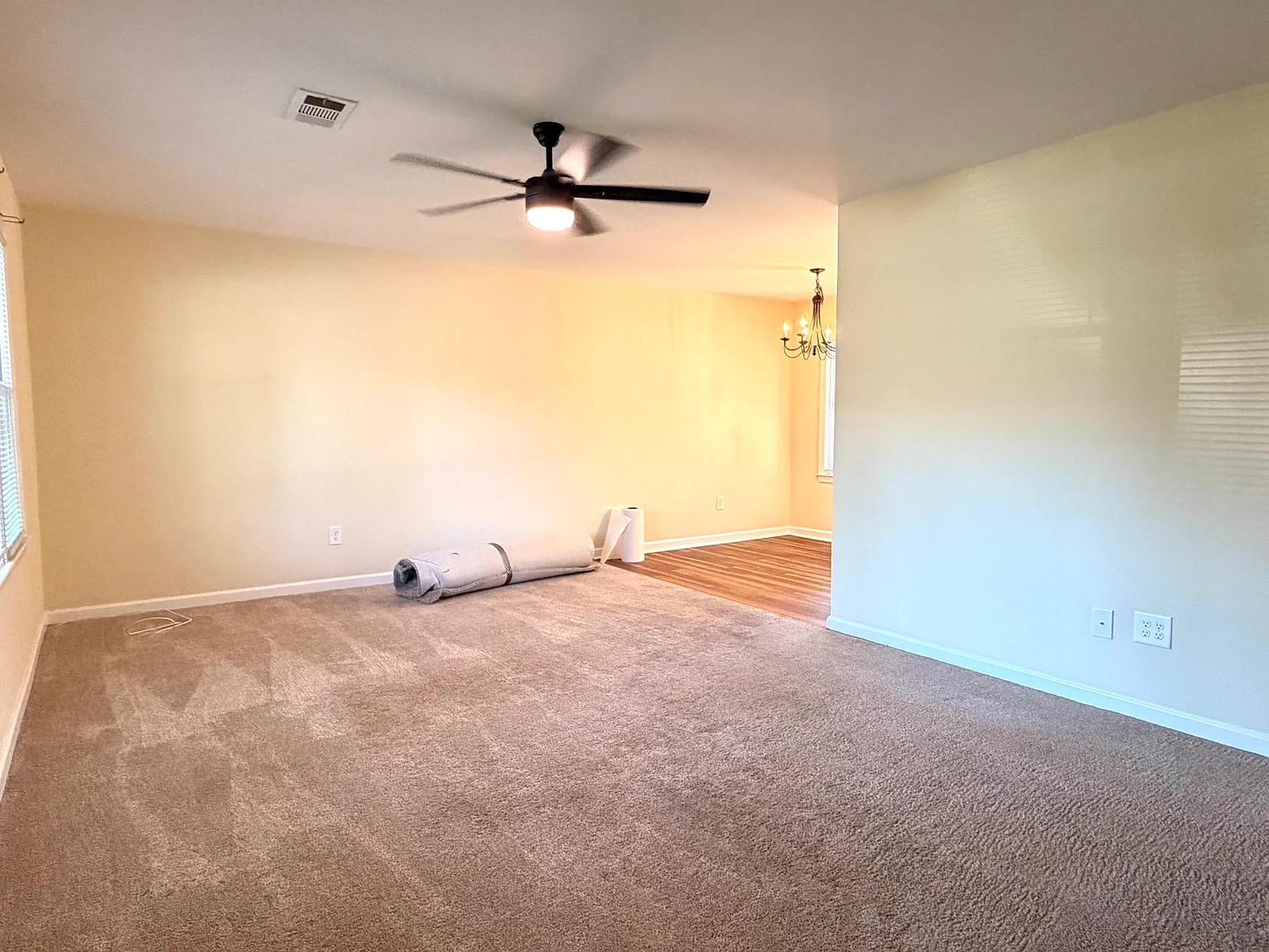 3 bed, 1.5 bath, 1185 sqft, $2,650 — Photo 3