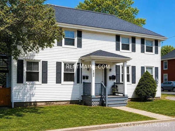 142 Pine St APT 3, Bangor, ME 04401