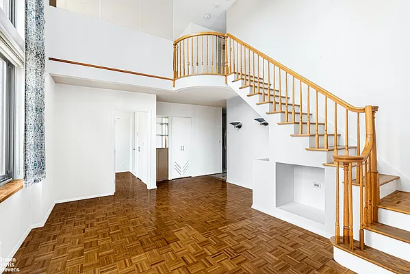 Rented by Brown Harris Stevens | media 18