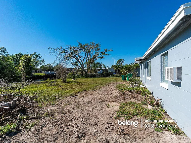 691 Sharon Cir — Photo 19