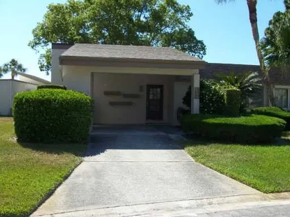 2708 Sand Hollow Ct, Clearwater, FL 33761