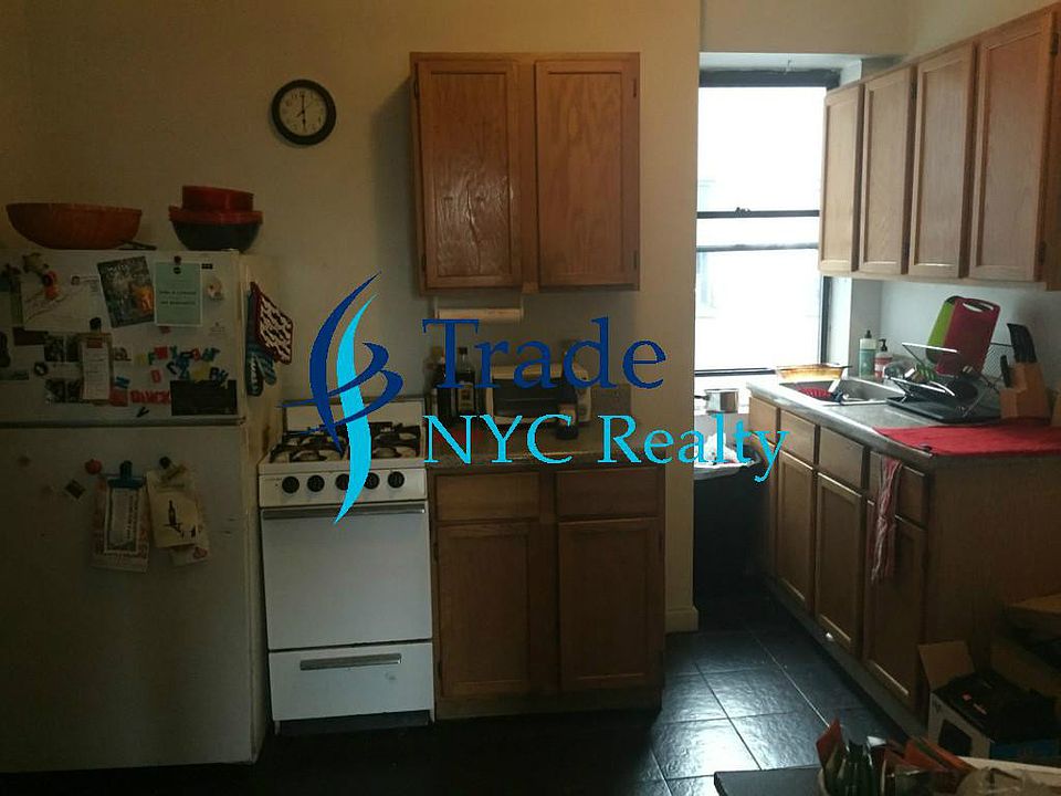 1st image of 540 E 5th St Bsmt A