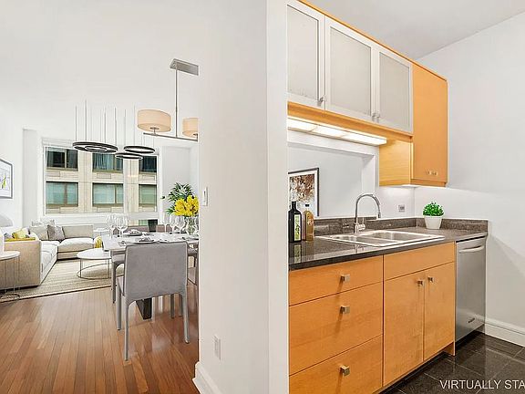 3rd image of 120 Riverside Blvd APT 8V