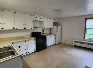 702 Don St APT 1, Houtzdale, PA 16651