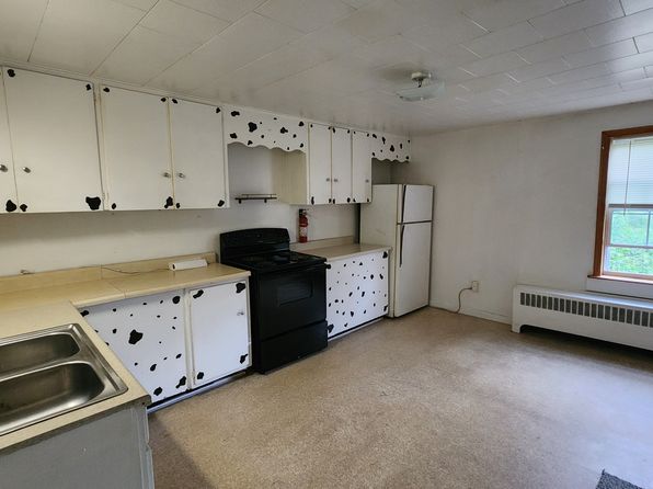702 Don St APT 1