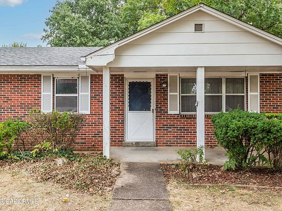 3rd image of 2530 Scenic Dr