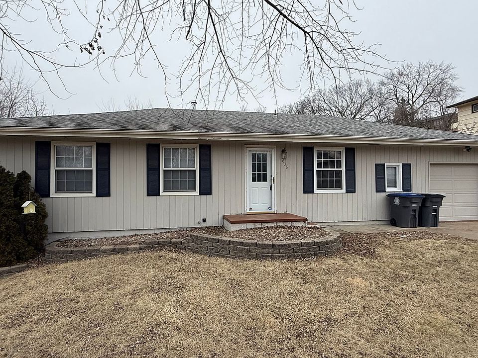 1st image of 638 Spencer Ave