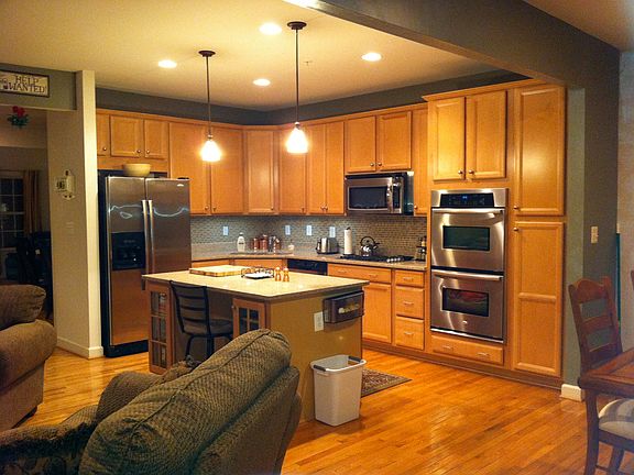 Kitchen - Main Floor