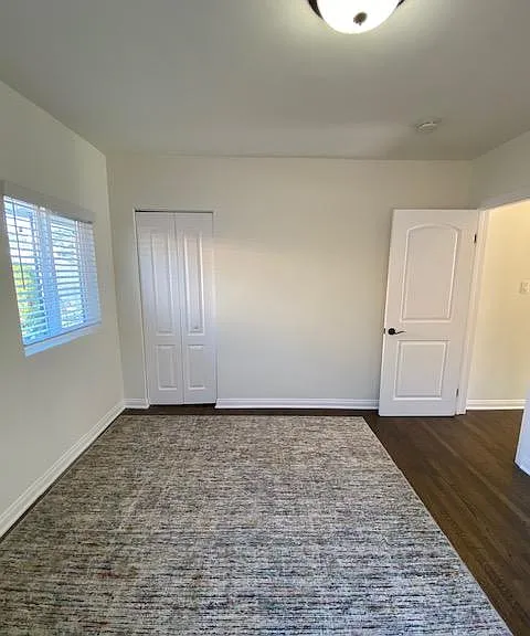 701 W Mariposa Ave — Photo 21