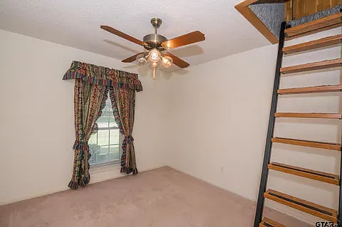 3863 Lamb Dr — Photo 14