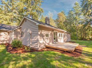 8829 SW 198th St, Vashon, WA 98070