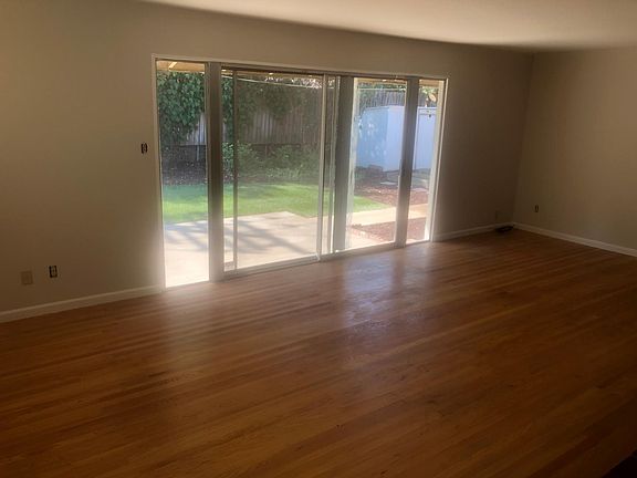 5th image of 9124 Condesa Dr