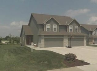 101 E 12th St, Tonganoxie, KS 66086