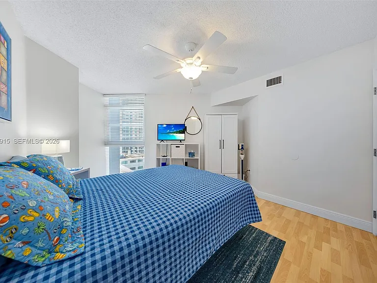 6301 Collins Ave #1708 — Photo 14