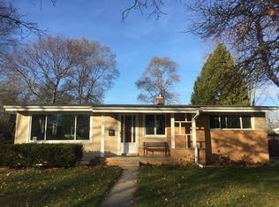 2821 Hampshire Rd, Ann Arbor, MI 48104