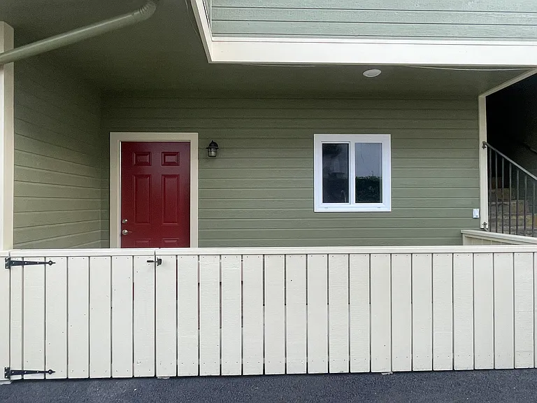 305 Ladera St #E — Photo 11