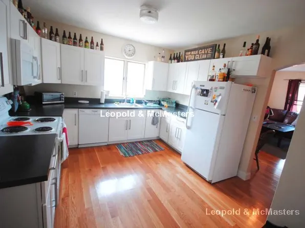 59 Waverly St, Brighton, MA